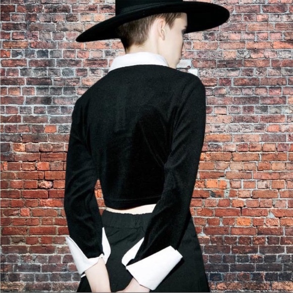 Killstar- Friday (Wednesday) Velvet Long Sleeve Crop Shirt - Large - Picture 3 of 6